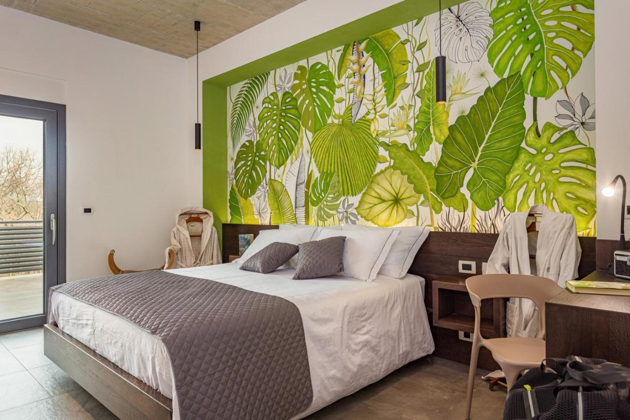 Apartments Bijou With Big Private Garden Near Umag Vilanija Exterior photo
